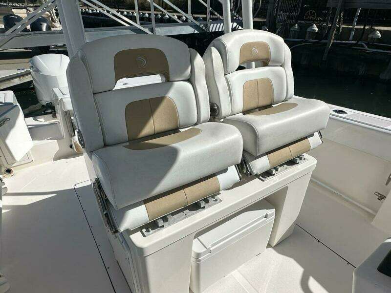 Brown Eyed Girl 32ft Edgewater Yacht For Sale