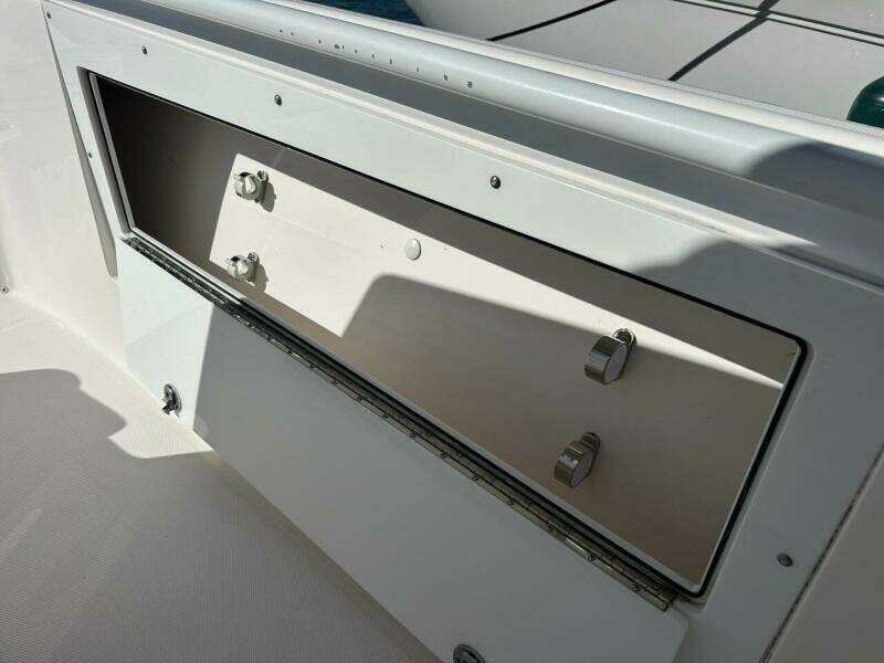 Brown Eyed Girl 32ft Edgewater Yacht For Sale
