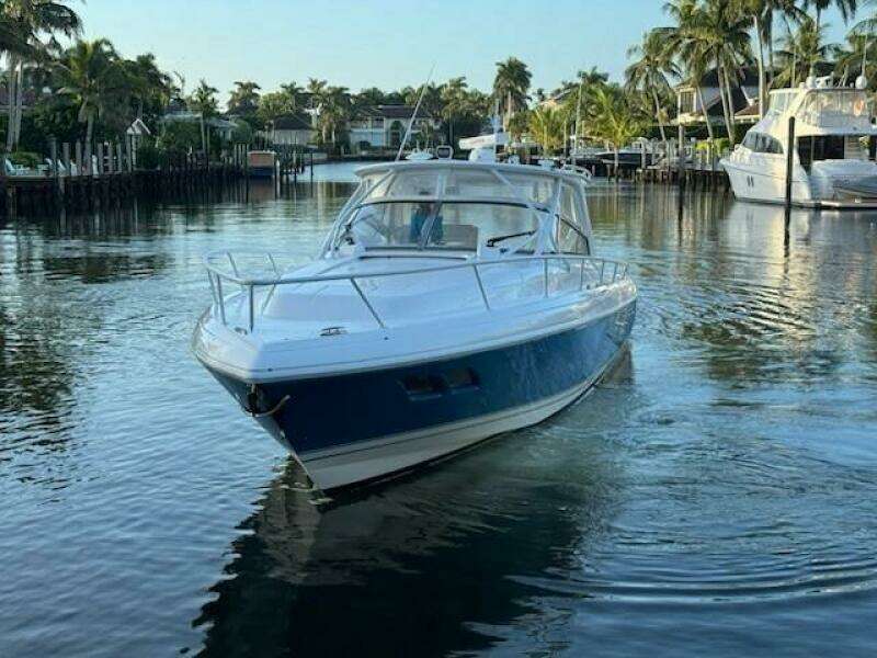 2019 Intrepid 430 Sport Yacht SAGA 2019 Intrepid 430 Sport Yacht SAGA