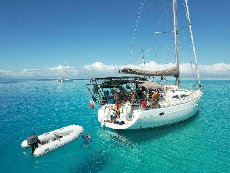 White Pelican 42ft Elan Yacht For Sale
