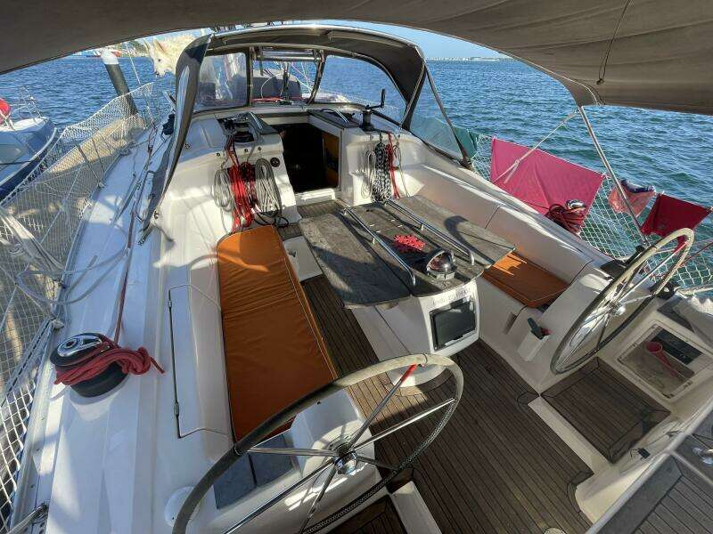 White Pelican 42ft Elan Yacht For Sale
