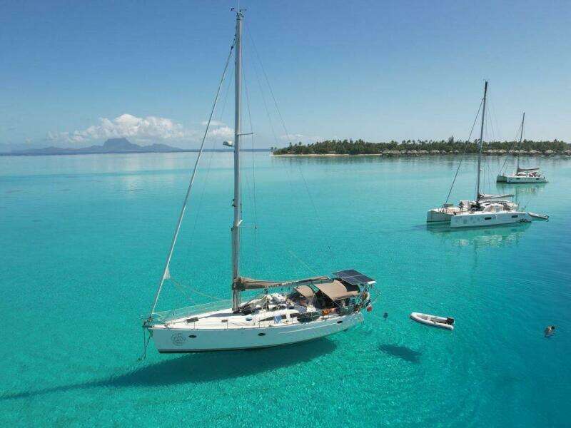 White Pelican 42ft Elan Yacht For Sale