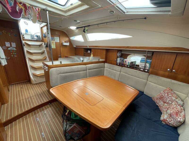 White Pelican 42ft Elan Yacht For Sale
