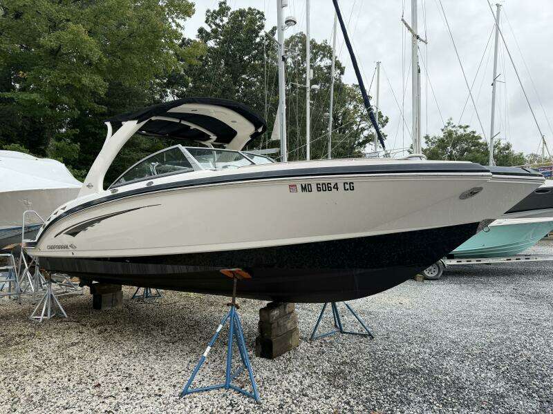 28ft Chaparral Yacht For Sale
