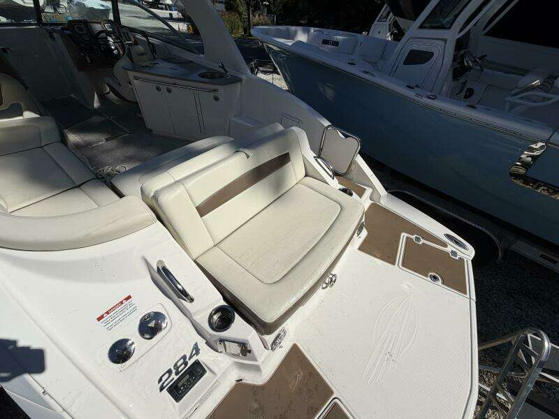 28ft Chaparral Yacht For Sale