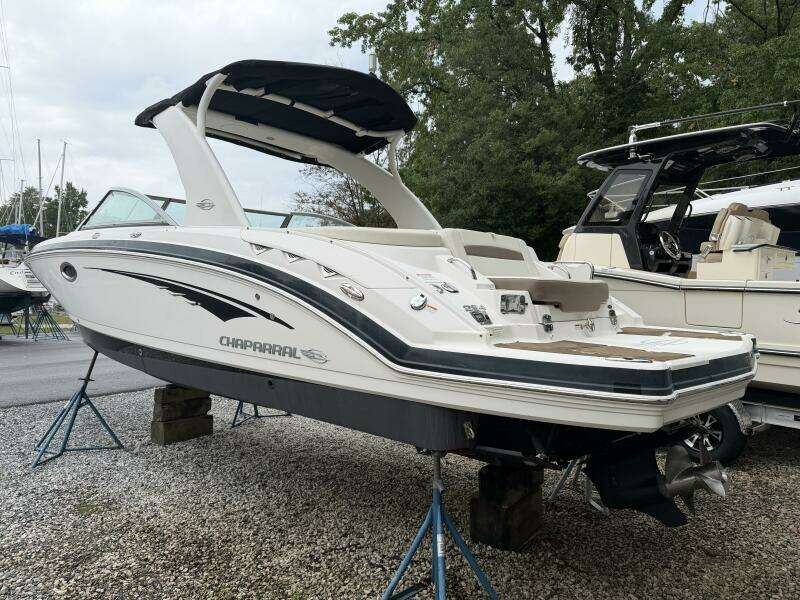 28ft Chaparral Yacht For Sale