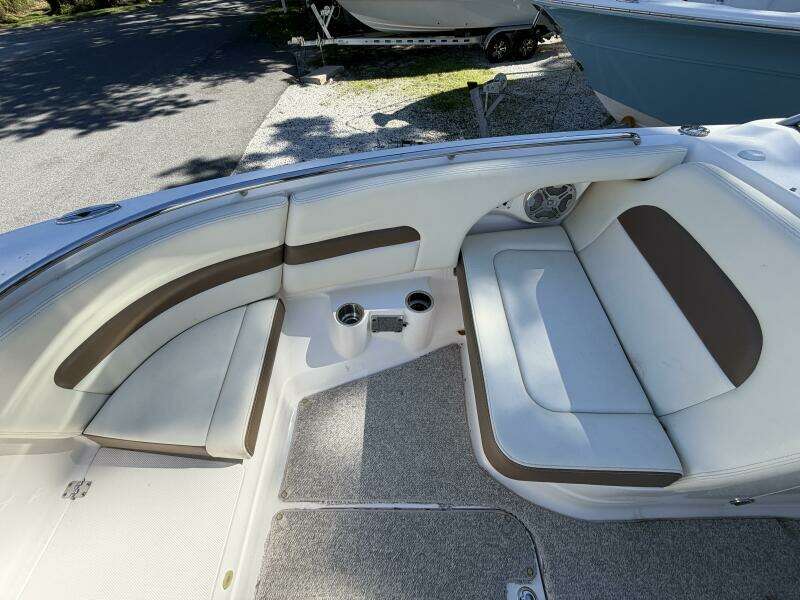 28ft Chaparral Yacht For Sale