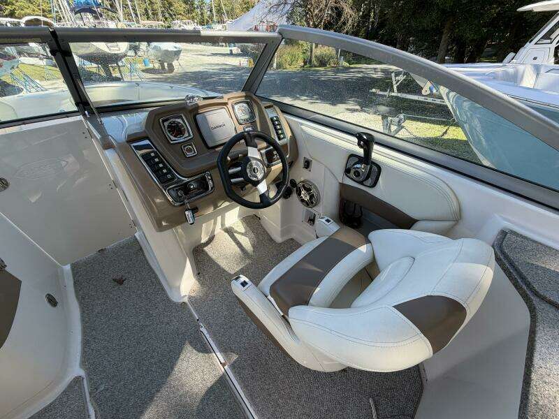 28ft Chaparral Yacht For Sale