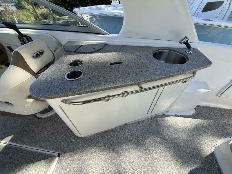 28ft Chaparral Yacht For Sale