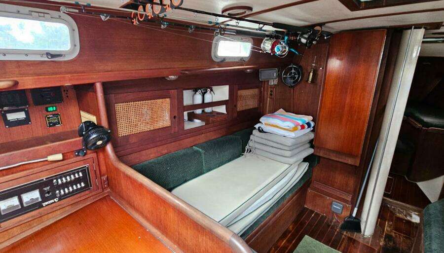 Cloudburst 37ft Tartan Yacht For Sale