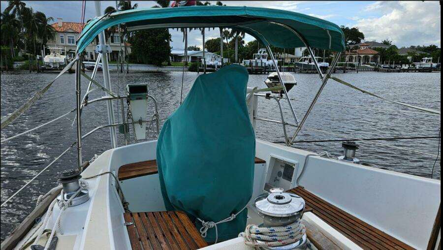 Cloudburst 37ft Tartan Yacht For Sale