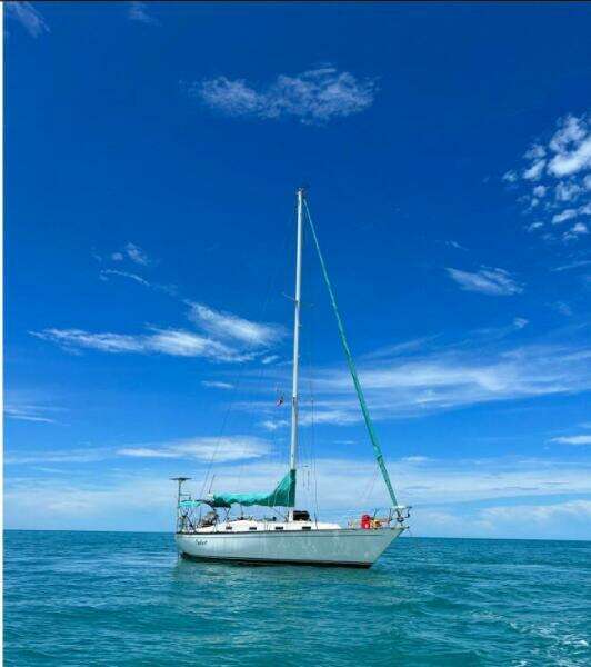 Cloudburst 37ft Tartan Yacht For Sale