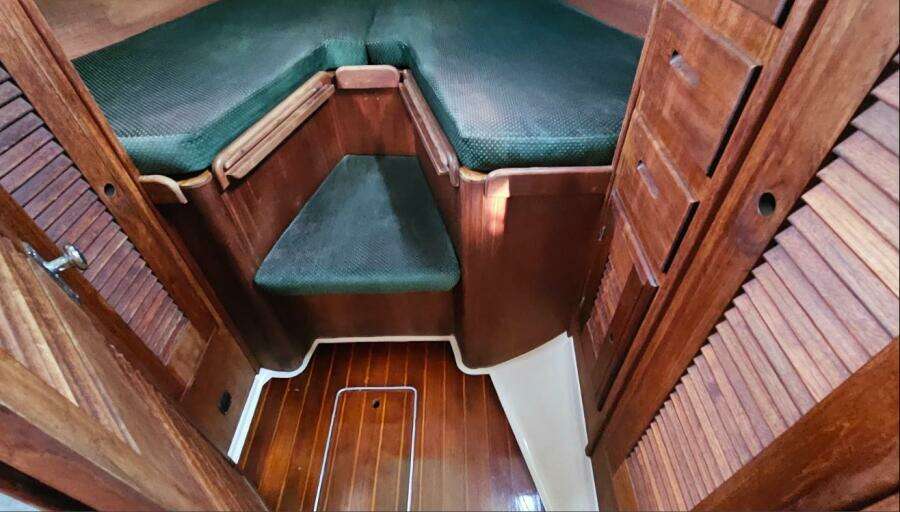 Cloudburst 37ft Tartan Yacht For Sale