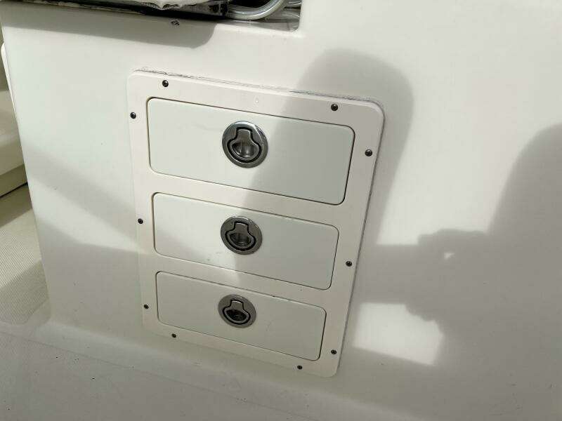 29ft Hydra Sports Yacht For Sale