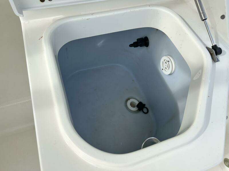 29ft Hydra Sports Yacht For Sale