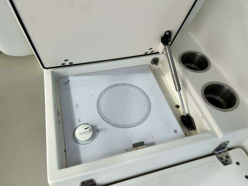 29ft Hydra Sports Yacht For Sale