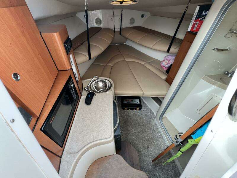 29ft Hydra Sports Yacht For Sale