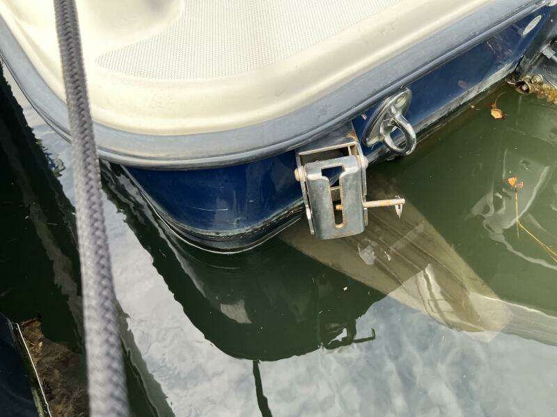 29ft Hydra Sports Yacht For Sale