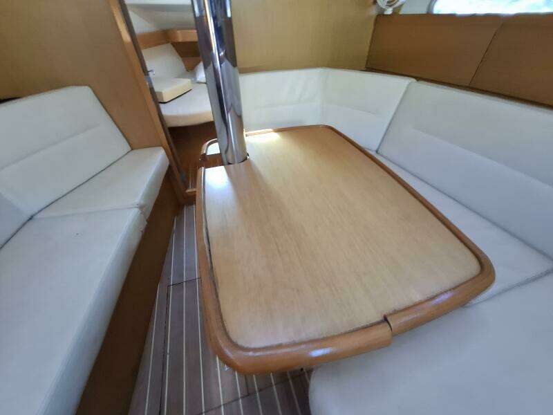 Loreli 36ft Jeanneau Yacht For Sale