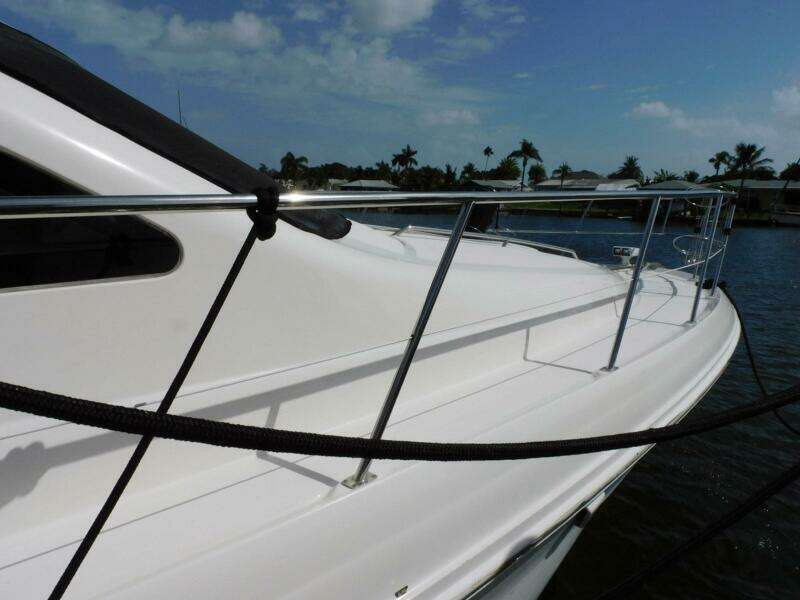 Full Deck 44ft Sea Ray Yacht For Sale