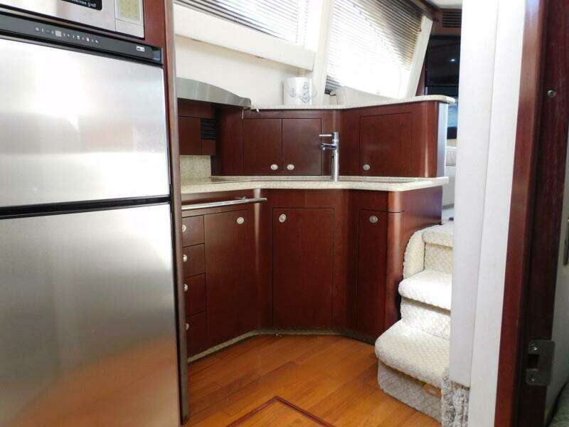 Full Deck 44ft Sea Ray Yacht For Sale