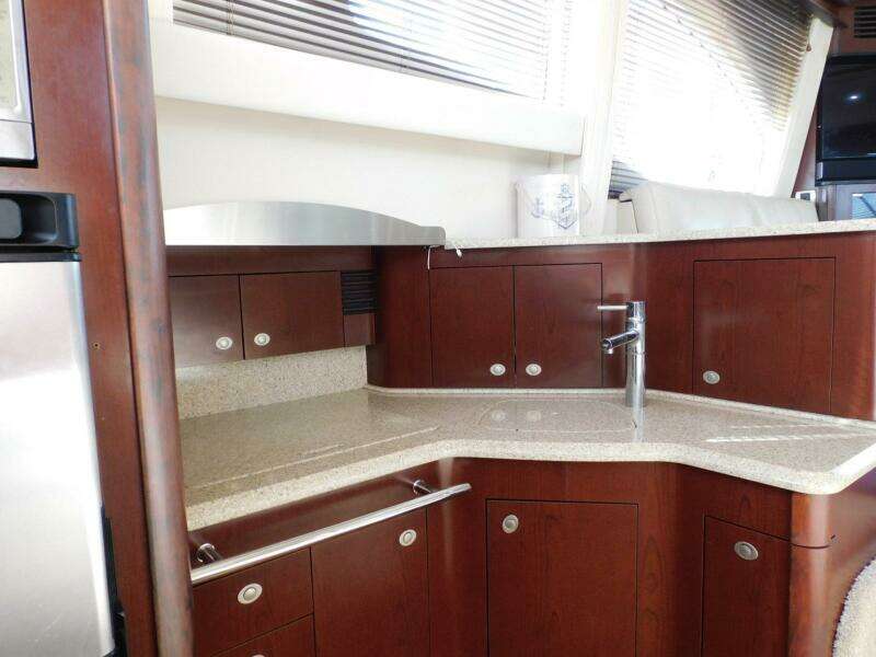 Full Deck 44ft Sea Ray Yacht For Sale