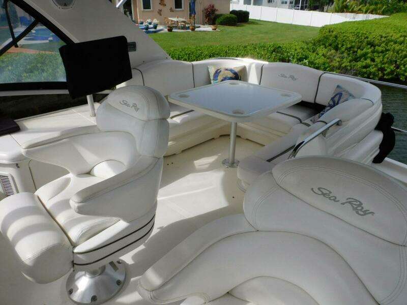 Full Deck 44ft Sea Ray Yacht For Sale