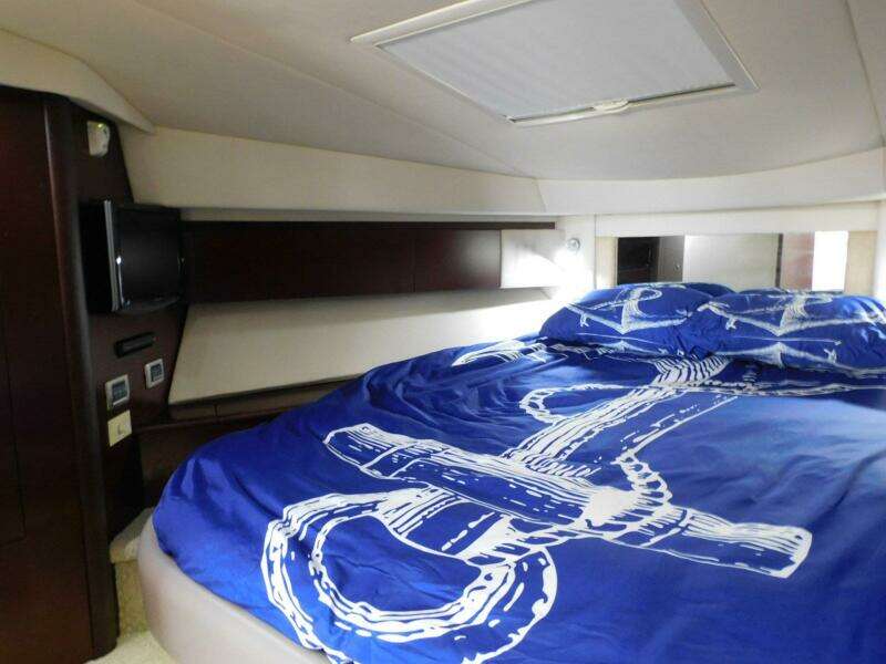Full Deck 44ft Sea Ray Yacht For Sale