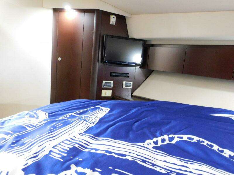 Full Deck 44ft Sea Ray Yacht For Sale