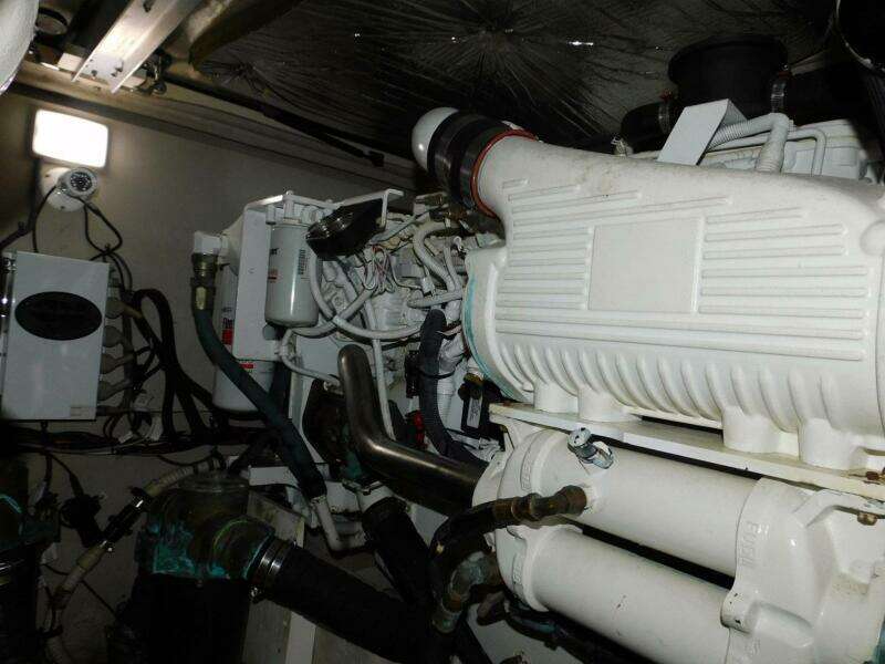 Full Deck 44ft Sea Ray Yacht For Sale