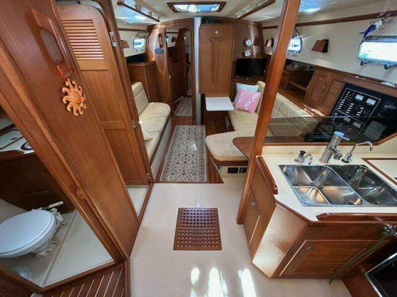 Sunkissed 40ft Island Packet Yacht For Sale