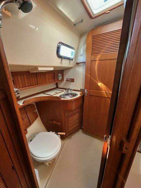 Sunkissed 40ft Island Packet Yacht For Sale