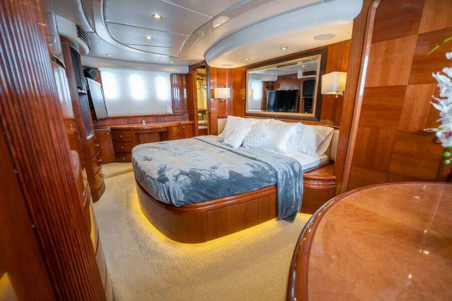 AZURE 80ft Azimut Yacht For Sale