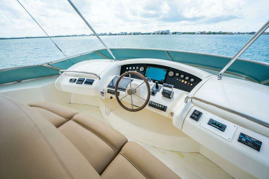 AZURE 80ft Azimut Yacht For Sale