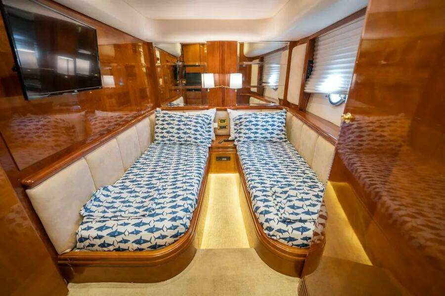 AZURE 80ft Azimut Yacht For Sale