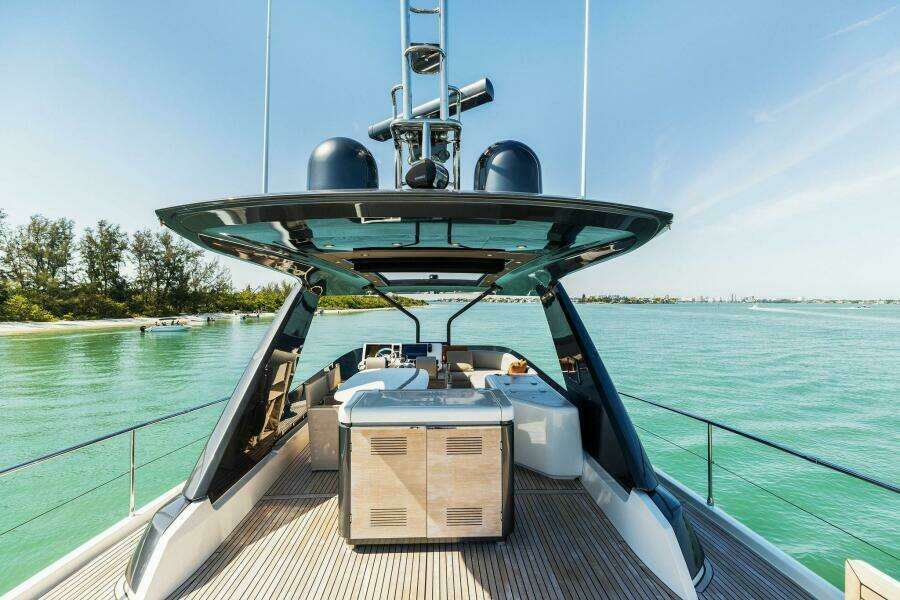 2021 X70 Prestige - Infinity - Flybridge