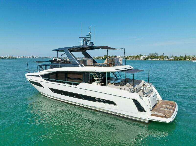 2021 X70 Prestige - Infinity - Profile