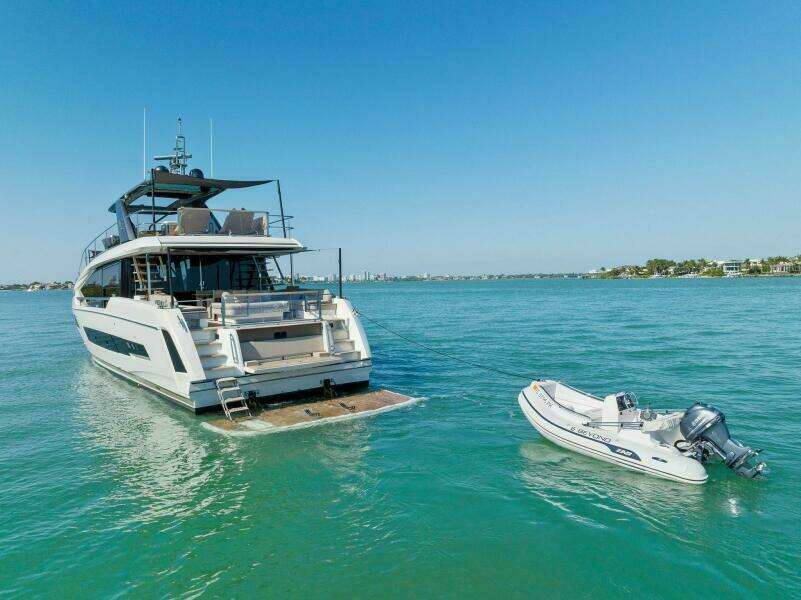 2021 X70 Prestige - Infinity - Profile