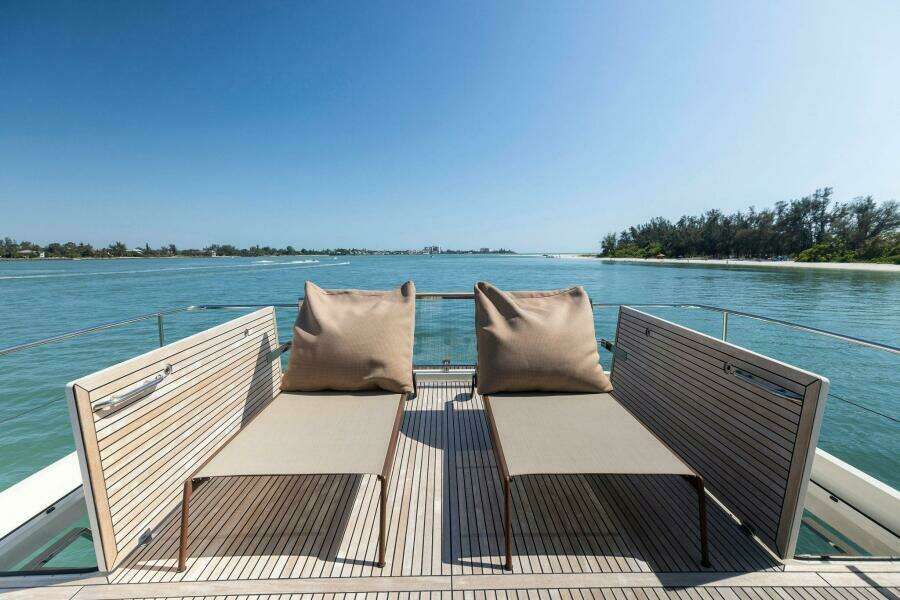 2021 X70 Prestige - Infinity - Flybridge