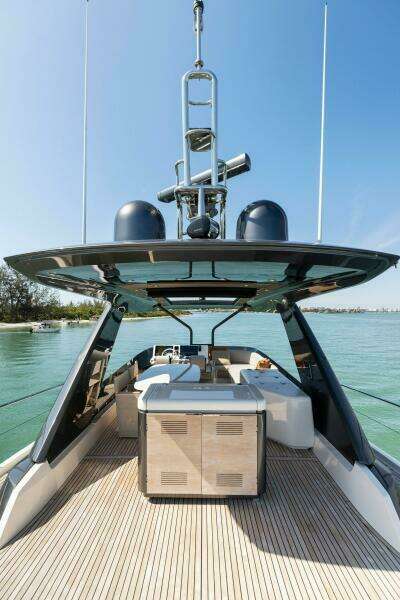 2021 X70 Prestige - Infinity - Flybridge
