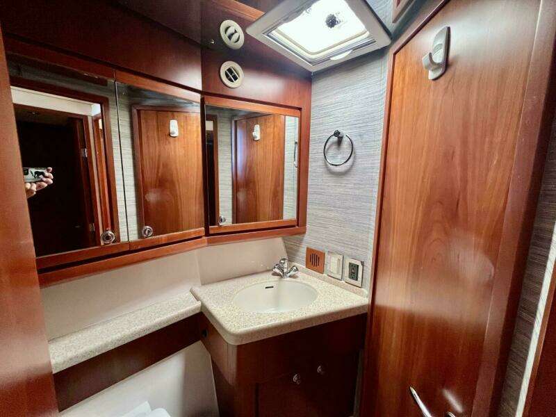 Fun Bunch 39ft Bertram Yacht For Sale