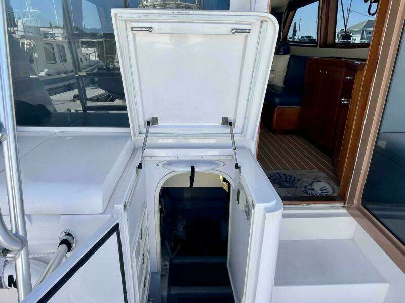 Fun Bunch 39ft Bertram Yacht For Sale