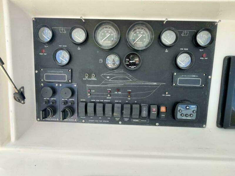 Fun Bunch 39ft Bertram Yacht For Sale