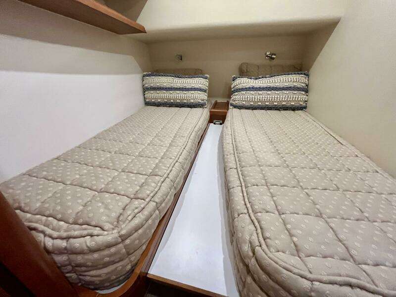 Fun Bunch 39ft Bertram Yacht For Sale