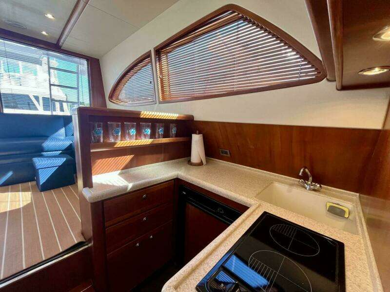 Fun Bunch 39ft Bertram Yacht For Sale