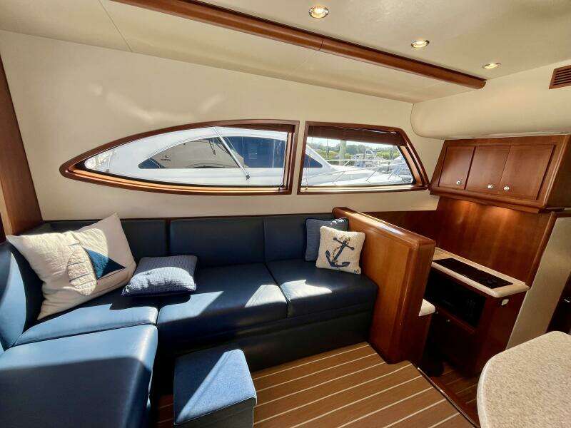 Fun Bunch 39ft Bertram Yacht For Sale