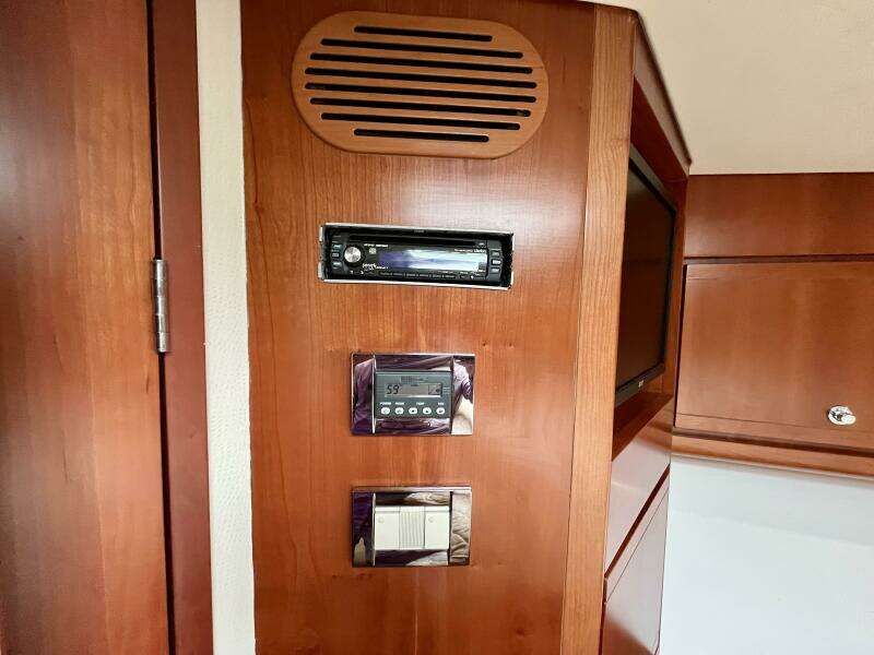 Fun Bunch 39ft Bertram Yacht For Sale