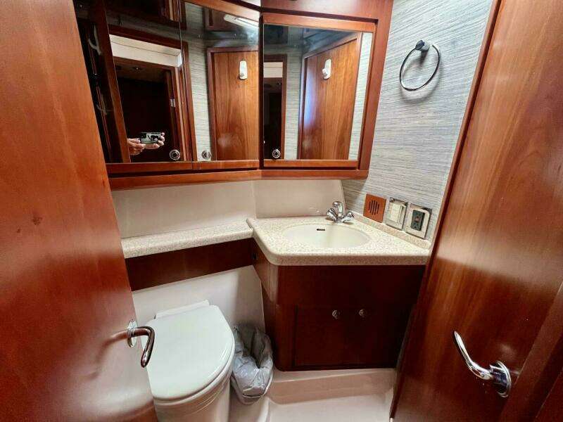 Fun Bunch 39ft Bertram Yacht For Sale