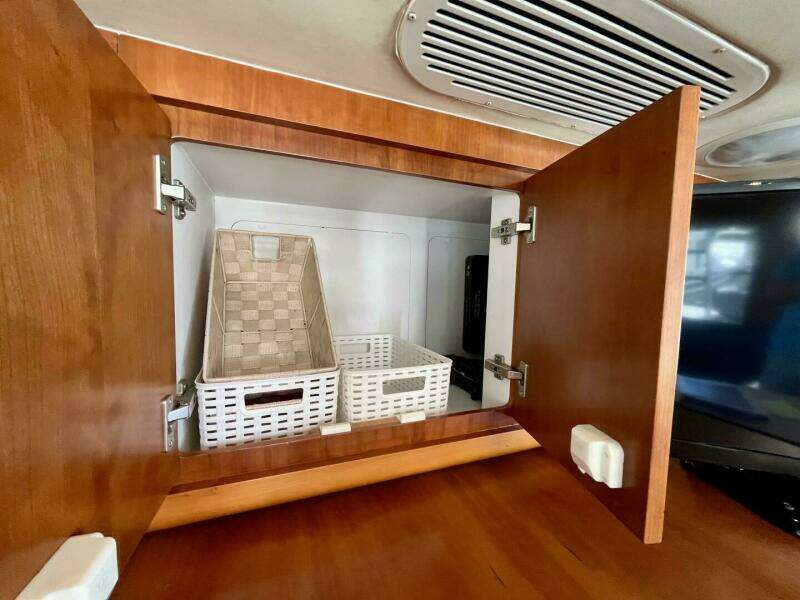 Fun Bunch 39ft Bertram Yacht For Sale