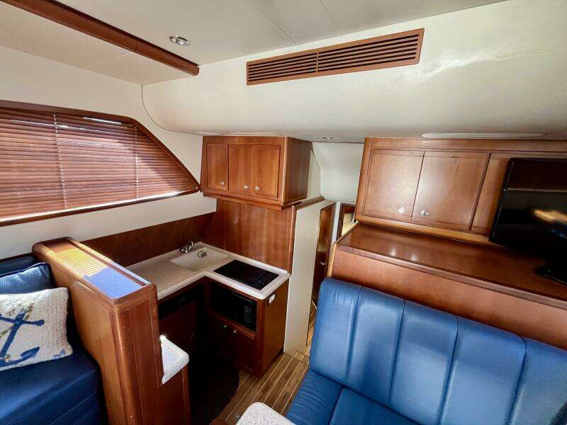 Fun Bunch 39ft Bertram Yacht For Sale